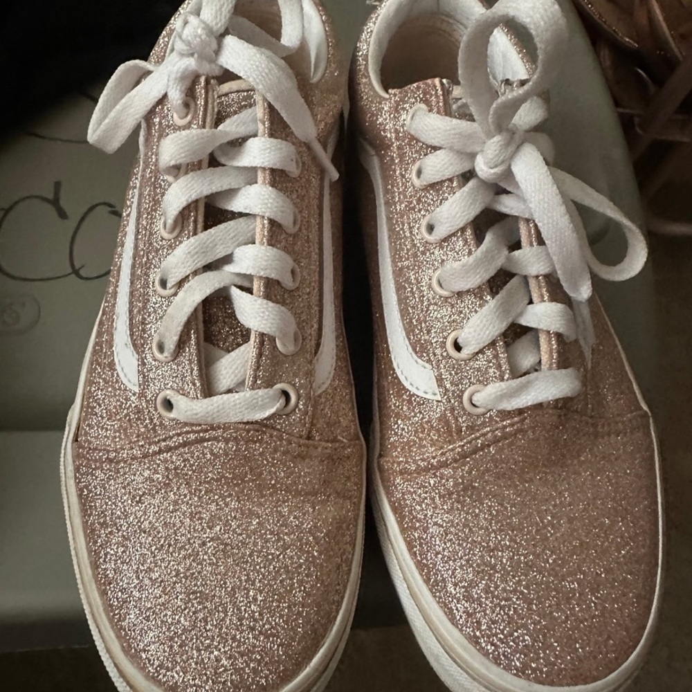 Glitter vans